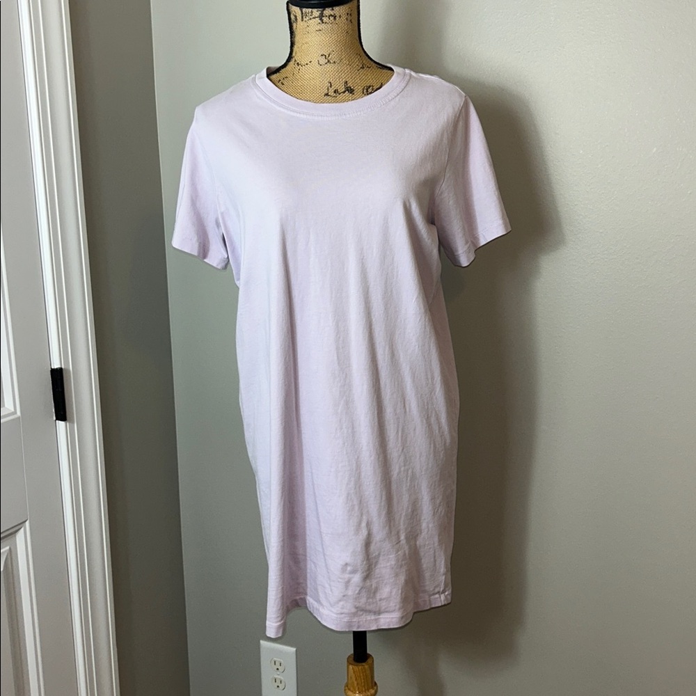 H&M lilac color size medium T-shirt dress